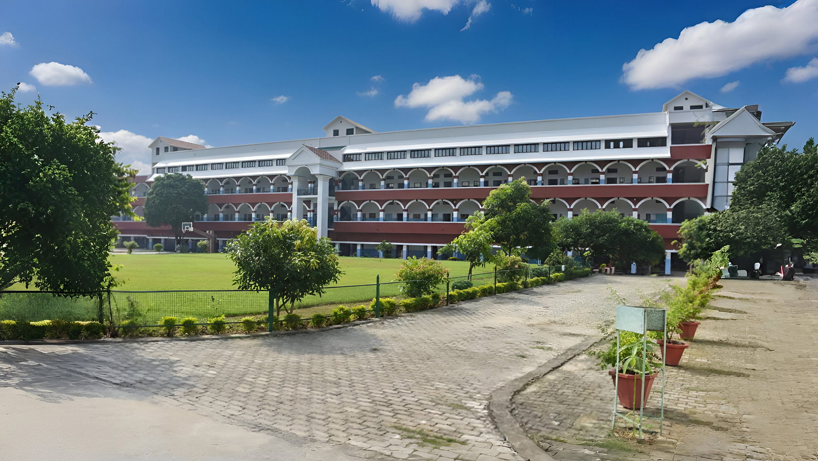 Image of home page Casterbridge School